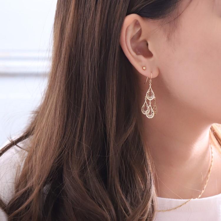 【土日限定2000円OFFクーポン有】 18金 ピアス k18 18金ピアス 18k フックピアス 揺れる フック 透かし リーフ k18ピアス レディース ピアス18金 両耳 | DEVAS | 12