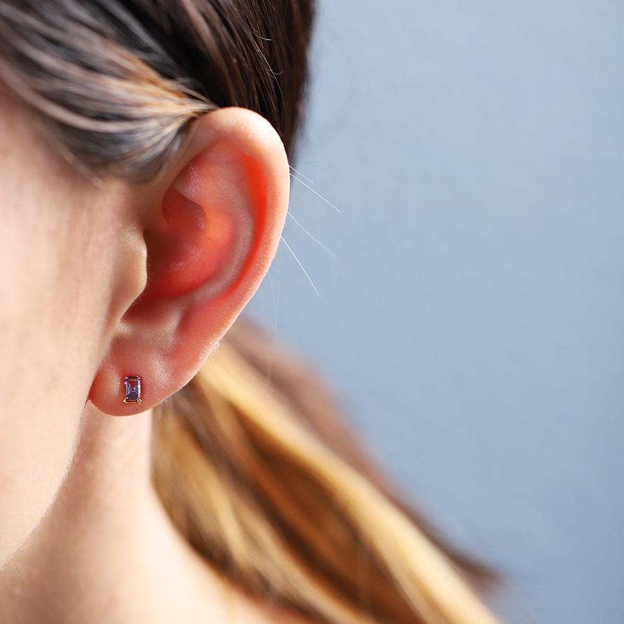 18金 ピアス k18 18金ピアス 18k タンザナイト スクエア 天然石 k18ピアス ピアス18金 18kピアス 小さめ つけっぱなし 両耳 | DEVAS | 07
