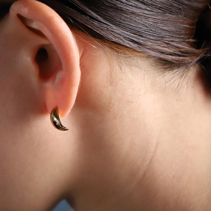 【土日限定2000円OFFクーポン有】 18金 ピアス k18 18金ピアス 18k 半月 月甲丸 k18ピアス レディース ピアス18金 18kピアス つけっぱなし 両耳 セット | DEVAS | 08