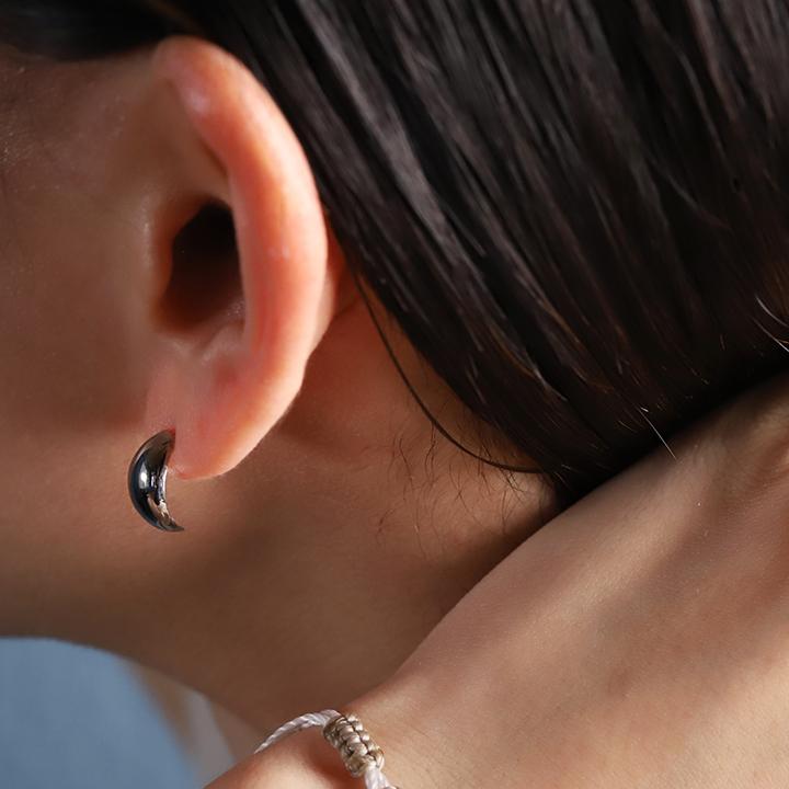 【土日限定1500円OFFクーポン有】 プラチナピアス ピアス プラチナ レディース 半月 月甲丸 ムーン プラチナ900 ピアスプラチナ おしゃれ 両耳 セット | DEVAS | 08