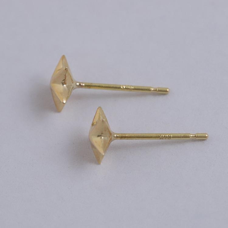 18金 ピアス k18 18金ピアス 18k スター 星 シンプル k18ピアス レディース ピアス18金 18 金 華奢 地金 ゴールド 18kピアス 小さめ つけっぱなし 両耳 セット | DEVAS | 07