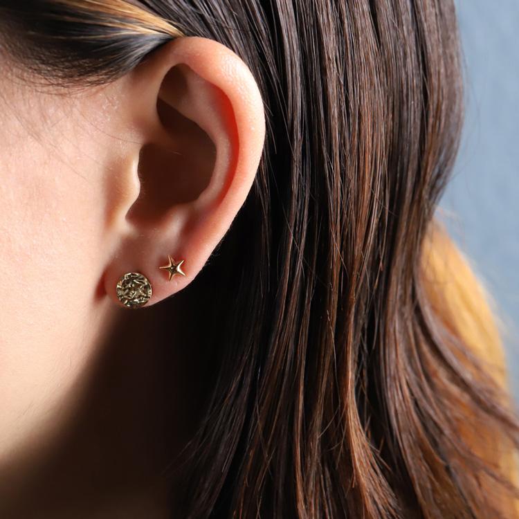18金 ピアス k18 18金ピアス 18k スター 星 シンプル k18ピアス レディース ピアス18金 18 金 華奢 地金 ゴールド 18kピアス 小さめ つけっぱなし 両耳 セット | DEVAS | 09