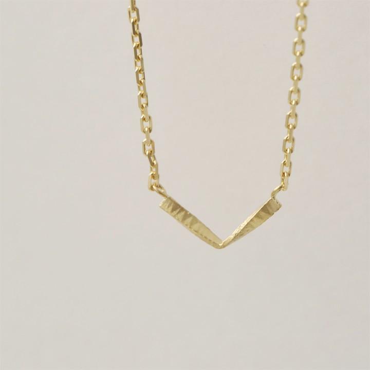 18金 アンクレット k18 18k レディースVシェイプ ツイスト 18金アンクレット シンプル 普段使い 18 金 チェーン | DEVAS | 03