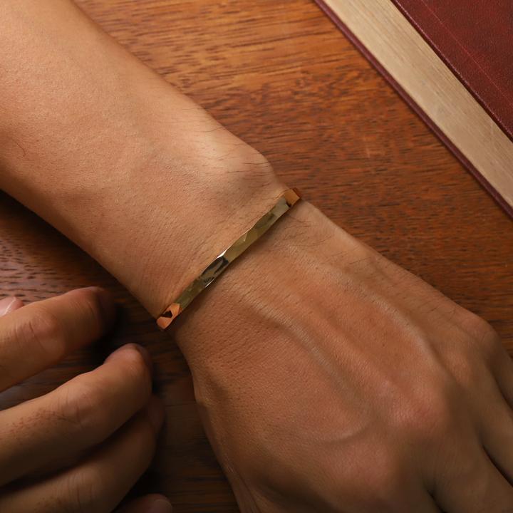 DEVAS 【土日限定5000円OFFクーポン有】 k18 バングル 18金