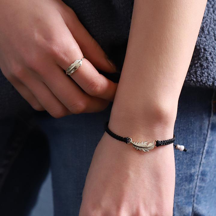 プラチナブレスレット レディース ブレスレット プラチナ フェザー 羽 コードブレス ペア PT950 シンプル ブレスレットレディース メンズ インディアン | DEVAS | 12