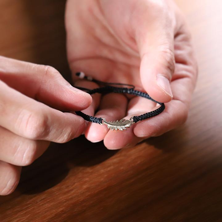 プラチナブレスレット レディース ブレスレット プラチナ フェザー 羽 コードブレス ペア PT950 シンプル ブレスレットレディース メンズ インディアン | DEVAS | 09