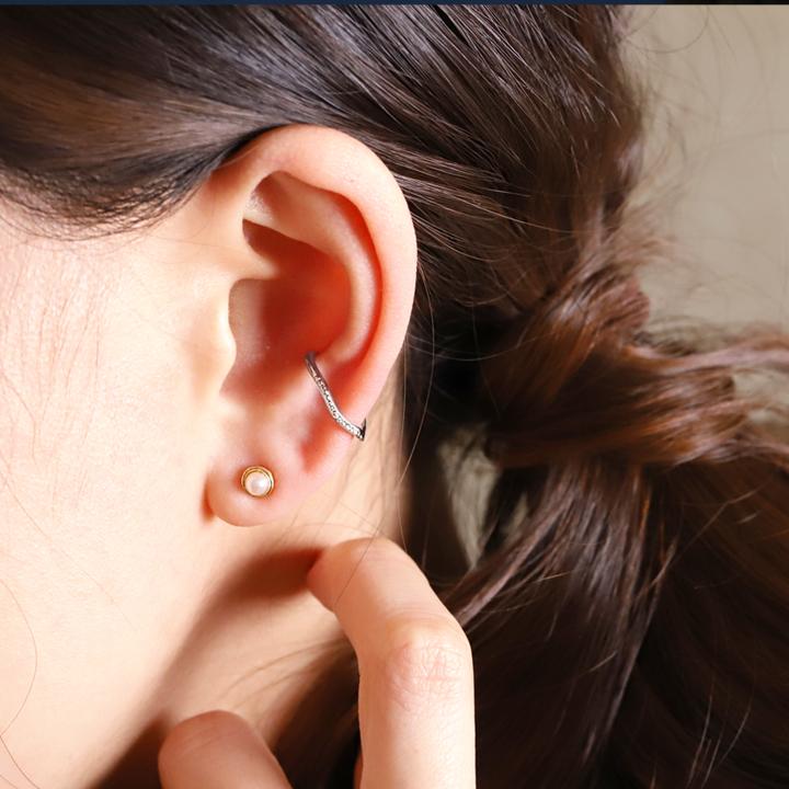 イヤーカフ プラチナ イヤカフ PT950 レディース プラチナ950 ノンホール ピアス ウェーブ  Pt950 ノンホールピアス シンプル 小さめ つけっぱなし 片耳 | DEVAS | 03