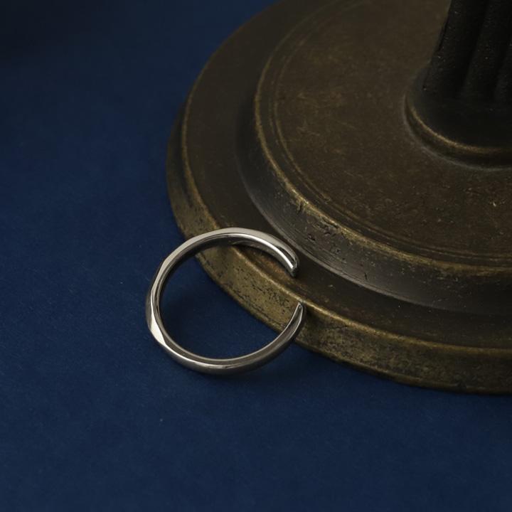 イヤーカフ プラチナ イヤカフ PT950 レディース プラチナ950 ノンホール ピアス ウェーブ ノンホールピアス 片耳 | DEVAS | 01