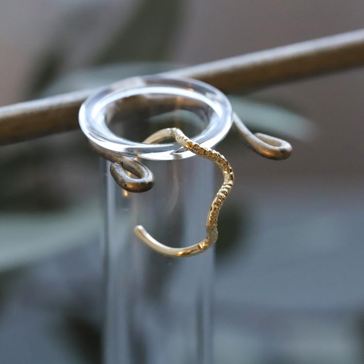 【土日限定2000円OFFクーポン有】 イヤーカフ 18金 イヤカフ k18 18k レディース ノンホール ピアス ウェーブ 凸凹 ノンホールピアス 片耳 大ぶり | DEVAS | 10