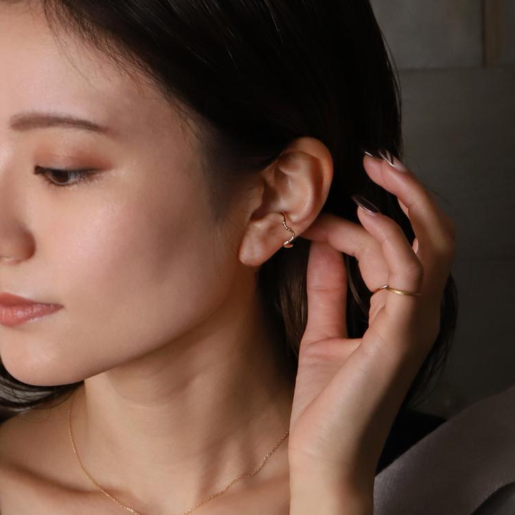 【土日限定2000円OFFクーポン有】 イヤーカフ 18金 イヤカフ k18 18k レディース ノンホール ピアス ウェーブ 凸凹 ノンホールピアス 片耳 大ぶり | DEVAS | 02