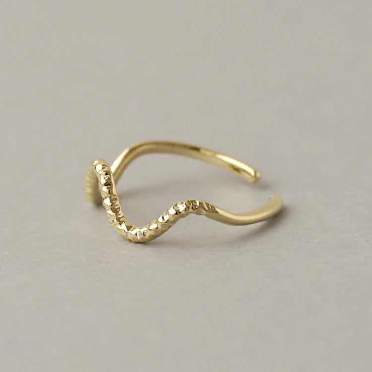 【土日限定2000円OFFクーポン有】 イヤーカフ 18金 イヤカフ k18 18k レディース ノンホール ピアス ウェーブ 凸凹 ノンホールピアス 片耳 大ぶり | DEVAS | 05