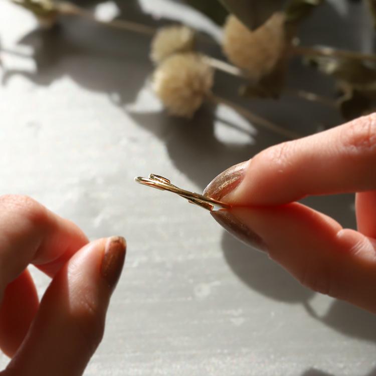 【土日限定3500円OFFクーポン有】 イヤーカフ 18金 イヤカフ k18 18k レディース ノンホール ピアス 2連 ダブル 重ね付け ノンホールピアス 片耳 大ぶり | DEVAS | 13