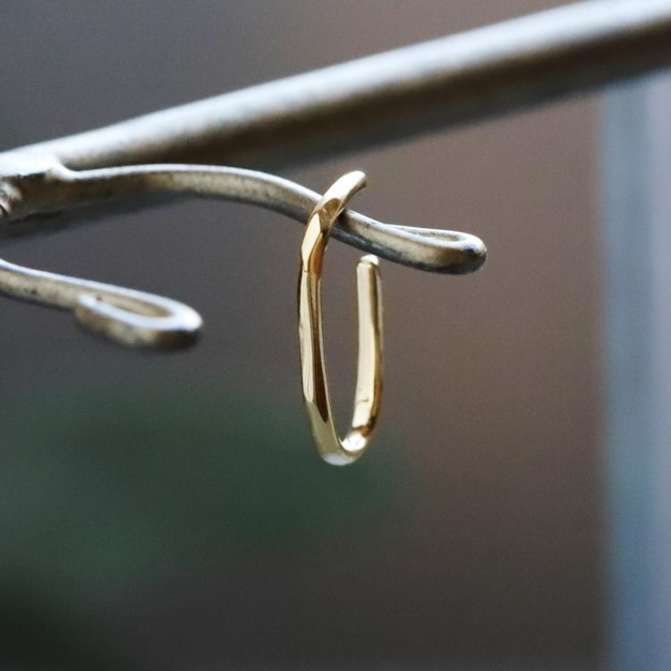 イヤーカフ 18金 イヤカフ k18 18k レディース ノンホール ピアス  フィット 18 金 ノンホールピアス シンプル ゴールド 小さめ 華奢 地金 つけっぱなし 片耳 | DEVAS | 10