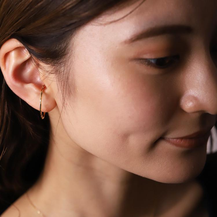【土日限定2000円OFFクーポン有】 イヤーカフ 18金 イヤカフ k18 18k レディース ノンホール ピアス 凸凹 槌目 ノンホールピアス 片耳 大ぶり | DEVAS | 03