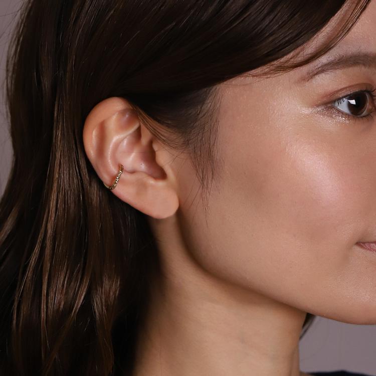 【土日限定2000円OFFクーポン有】 イヤーカフ 18金 イヤカフ k18 18k レディース ノンホール ピアス ウェーブ 凸凹 ノンホールピアス つけっぱなし 片耳 | DEVAS | 10
