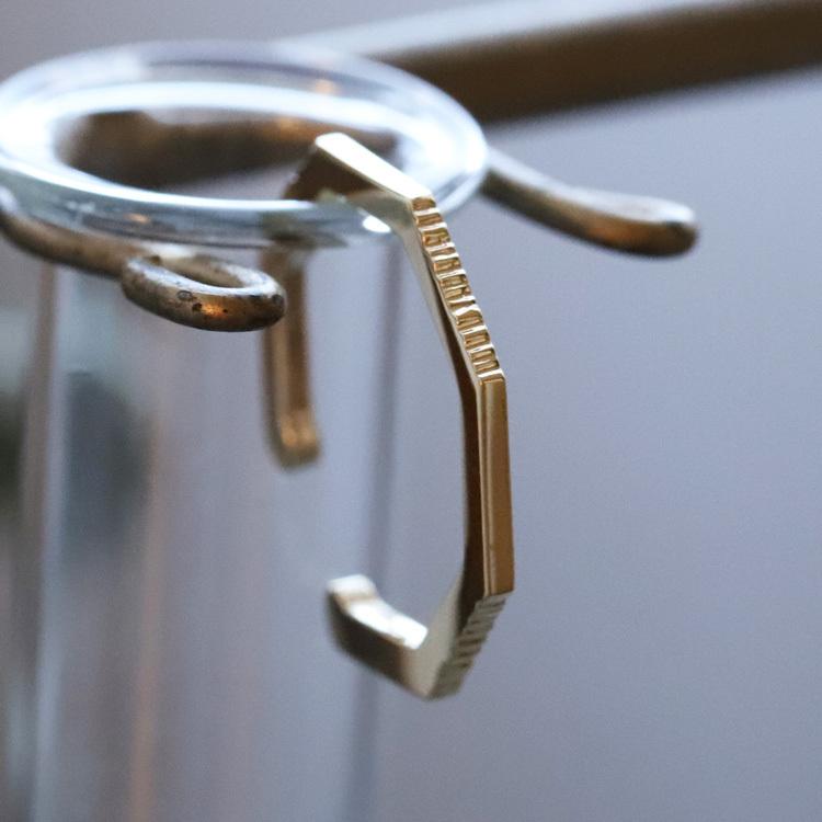 【土日限定3500円OFFクーポン有】 イヤーカフ 18金 イヤカフ k18 18k レディース ノンホール ピアス 八角形 オクタゴン ノンホールピアス 大ぶり 片耳 | DEVAS | 07