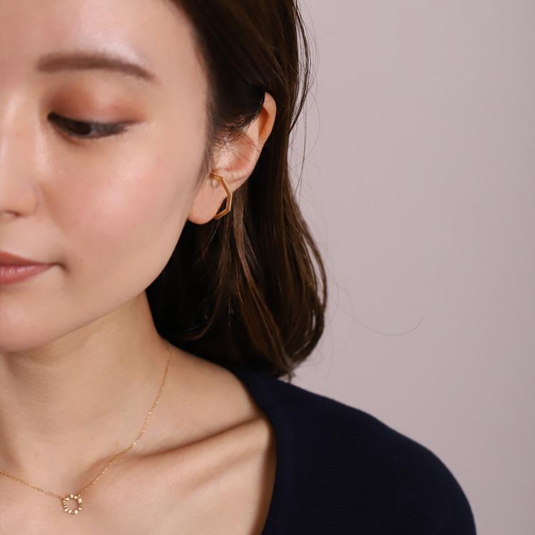 【土日限定3500円OFFクーポン有】 イヤーカフ 18金 イヤカフ k18 18k レディース ノンホール ピアス 八角形 オクタゴン ノンホールピアス 大ぶり 片耳 | DEVAS | 08