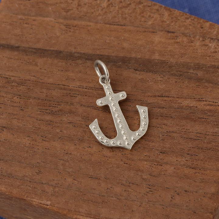 ペンダントトップ プラチナ ネックレス トップ ペンダント レディース Pt950 アンカー 錨 ミル打ち プラチナペンダント プラチナネックレストップ シンプル | DEVAS | 01