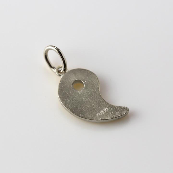 【6/14~15限定2000円OFFクーポン有】ペンダントトップ プラチナ ネックレス トップ ペンダント Pt950 勾玉 まがたま ミルグレイン プラチナペンダントの画像