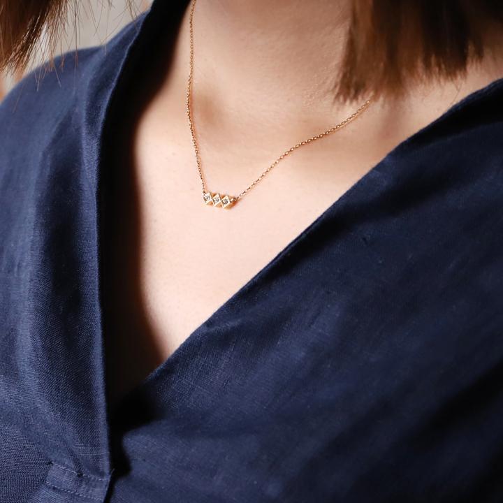 【土日限定5000円OFFクーポン有】  18金ネックレス k18 ネックレス 18金 レディース 3石 ダイヤモンド 四角 k18ネックレス 18k あずきチェーン 小豆 | DEVAS | 09
