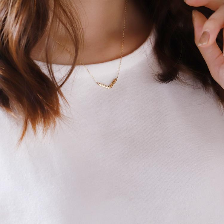 【土日限定4000円OFFクーポン有】  18金ネックレス k18 ネックレス 18金 レディース ハワイアンジュエリー V字 バー マイレ k18ネックレス 18k 42cm | DEVAS | 10