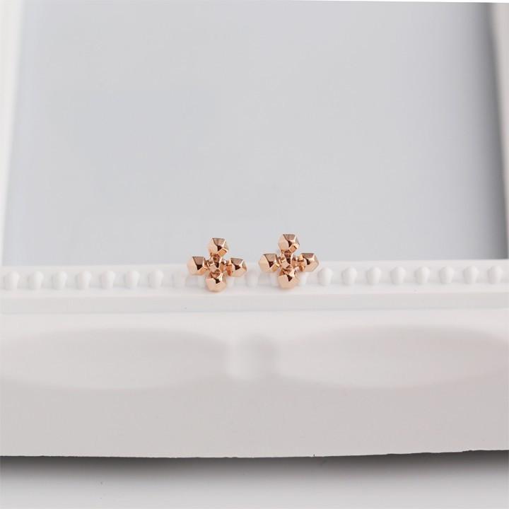 18金 ピアス k18 ピンクゴールド 18金ピアス 18k クロス シンプル k18ピアス レディース ピアス18金 18kピアス 小さめ 18 金 華奢 つけっぱなし 両耳 セット | DEVAS | 01
