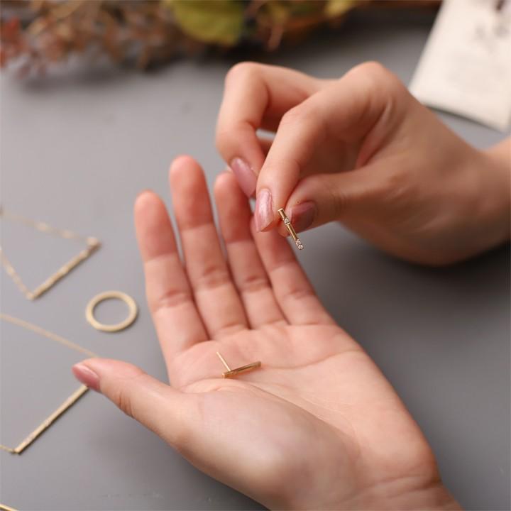 【土日限定4000円OFFクーポン有】  18金 ピアス k18 18金ピアス 18k チョコバー (ショート) ダイヤ k18ピアス レディース ピアス18金 18kピアス 両耳 | DEVAS | 07