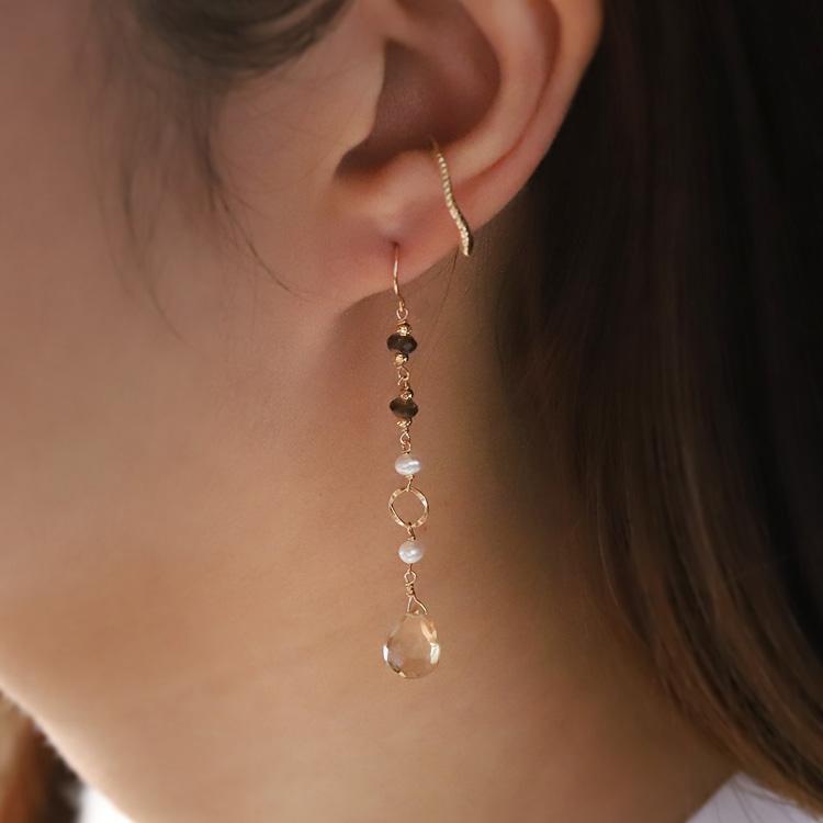 18金 ピアス k18 18金ピアス 18k 天然石 ピアス アイオライト シャンパンクオーツ シンプル k18ピアス レディース ピアス18金 ゴールド 18kピアス 揺れる 両耳 | DEVAS | 14