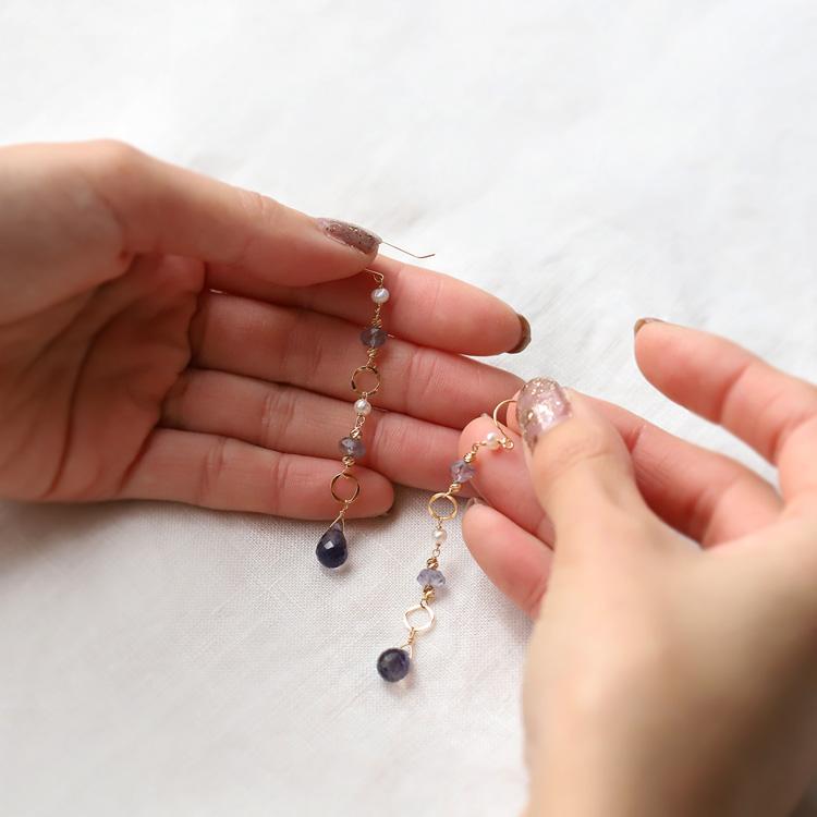 18金 ピアス k18 18金ピアス 18k 天然石 ピアス アイオライト シャンパンクオーツ シンプル k18ピアス レディース ピアス18金 ゴールド 18kピアス 揺れる 両耳 | DEVAS | 16