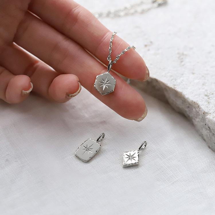 DEVAS 【土日限定4000円OFFクーポン有】 ペンダントトップ プラチナ