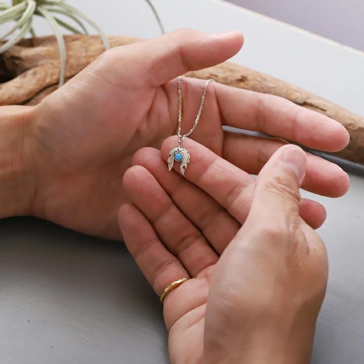 プラチナ ペンダントトップ Pt950 ネックレス ペンダント フェザー 羽 ターコイズ オニキス プラチナペンダントトップ | DEVAS | 10