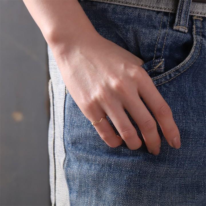 セール♡K18 ダイヤモンド ウェーブリング 指輪 ゴールドジュエリー10.5号 リング レディース 指輪 ダイヤモンド 0.02ct ウェーブ タイプ