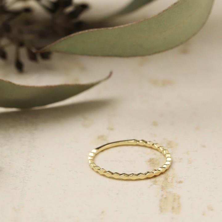 18金 リング k18 ピンキーリング k18リング ロンバス ひし形 18k 指輪 レディース 18金指輪 18金リング シンプル 極細 | DEVAS | 01