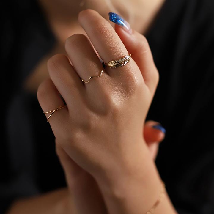 【6/14~15限定5000円OFFクーポン有】18金 リング k18 k18リング メンズ フェザー 羽根 イーグル プラチナ 18k 指輪 レディース 18金指輪 18金リング 幅広の画像