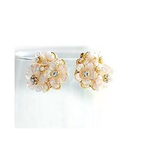 NEWシェルブーケロンピアス/イヤリング 低アレルギー チタンポスト クリップ | 