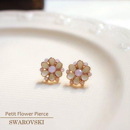 Cuteなプチフラワーピアス SWAROVSKIローズウォーターオパール | 