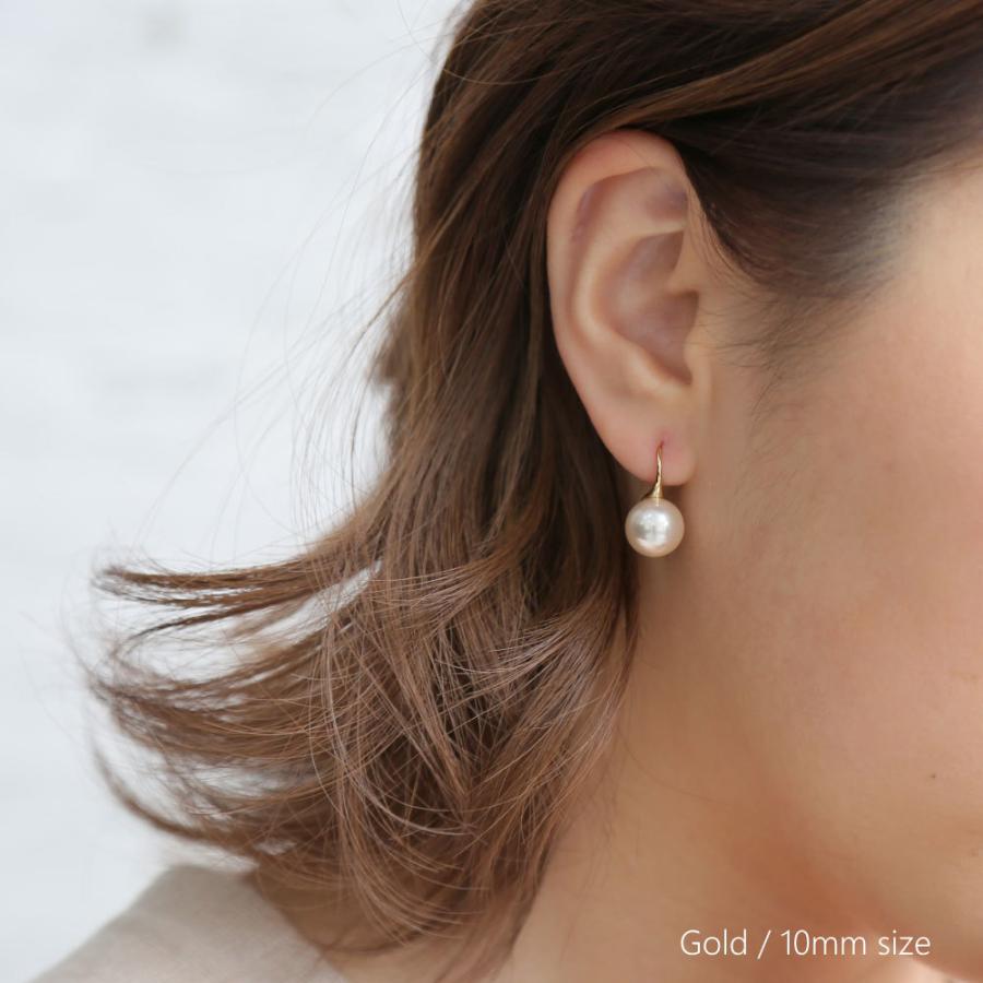 Cuiller　ホワイトパールピアス / イヤリング《8ミリ/10ミリ》 フェイスラインを美しく魅せるスプーンフック |  | 05