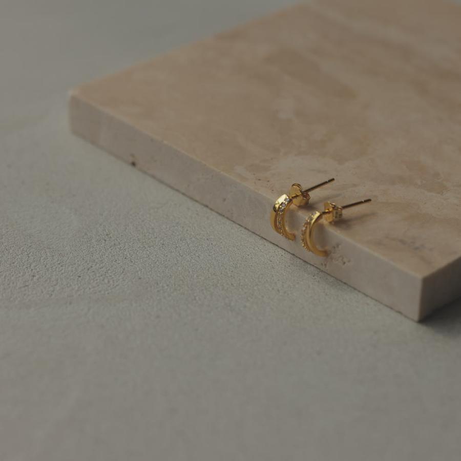 silver925 ダブル カーブライン ピアス イヤリング キュービックジルコニア 上品 オフィス デイリー 小さめ ミニ 弓 |  | 04