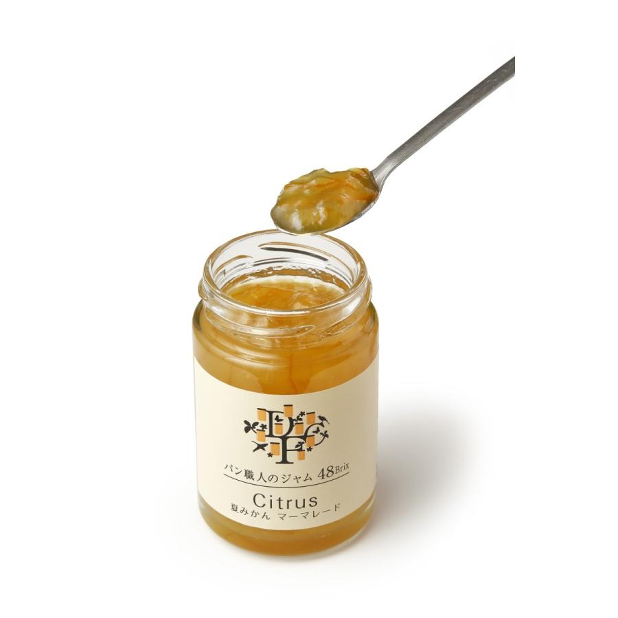 パン職人のジャム　夏みかんマーマレード |  | 02