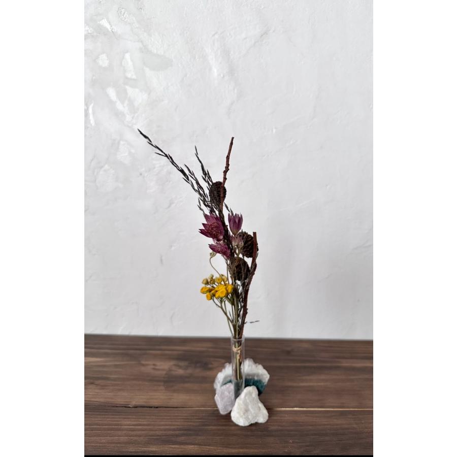 アメジストの一輪挿しドライフラワーアレンジ |  | 02