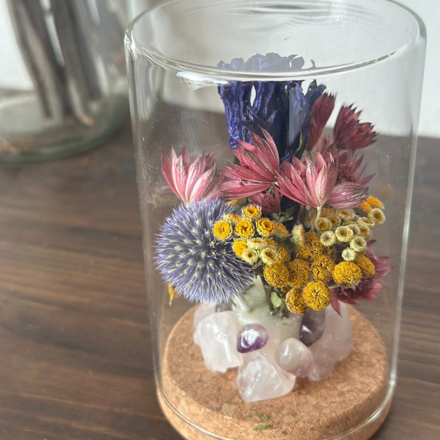 ナチュラルドライフラワーと鉱石のガラスドーム　インテリアフラワー　フラワーギフト |  | 01