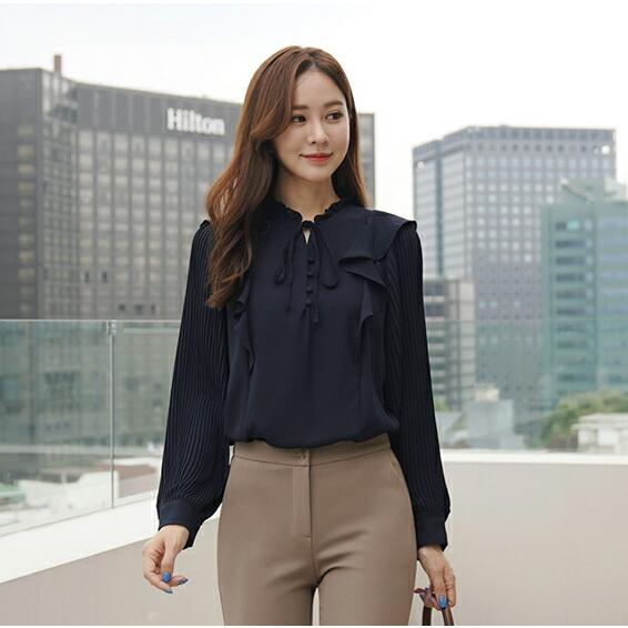 韓国 ファッション トップス ブラウス 長袖 プリーツ スリーブ ラッフル ルーズ ゆったり リボン ベーシック ボタン やわらかい フェミニン 上品 スリム 春 秋 Dholic 通販 Paypayモール