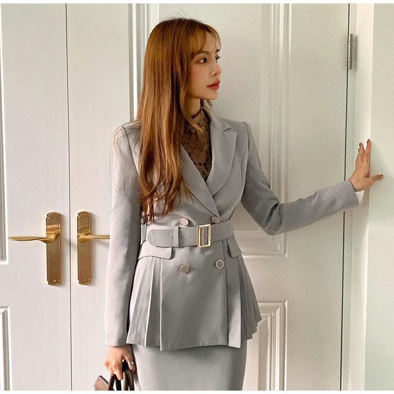 された アウター オフィスカジュアル オフィス 春 秋 韓国 ファッション Dholic 通販 Paypayモール ジャケット プリーツ ベルト ウエストマーク ユニーク 長袖 カジュアル 冬 ゴールド サイトに