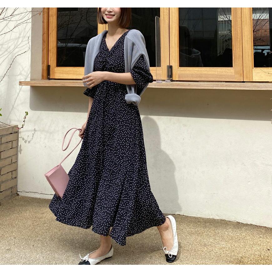 韓国ファッション ワンピース ロング ロングワンピース 7分袖 Vネック ドット柄 ギャザー ストリング 配色 ロング丈 シンプル フェミニン 夏 春 秋 Dholic 通販 Paypayモール