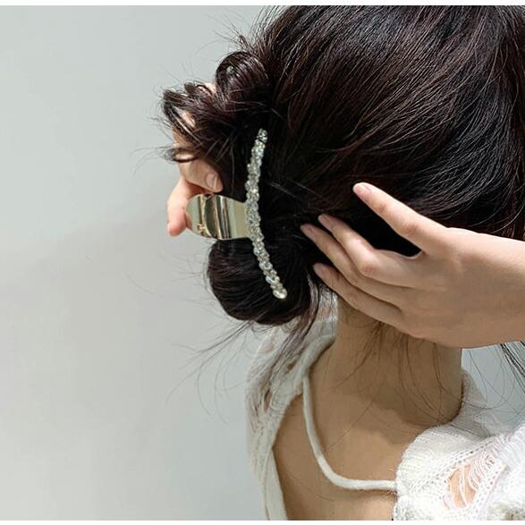 ヘアアクセサリー ヘアクリップ ヘアアレンジ 髪留め 髪まとめ アップスタイル パール キュービック キラキラ パーティー 上品 エレガント 秋 冬 Dholic 通販 Paypayモール