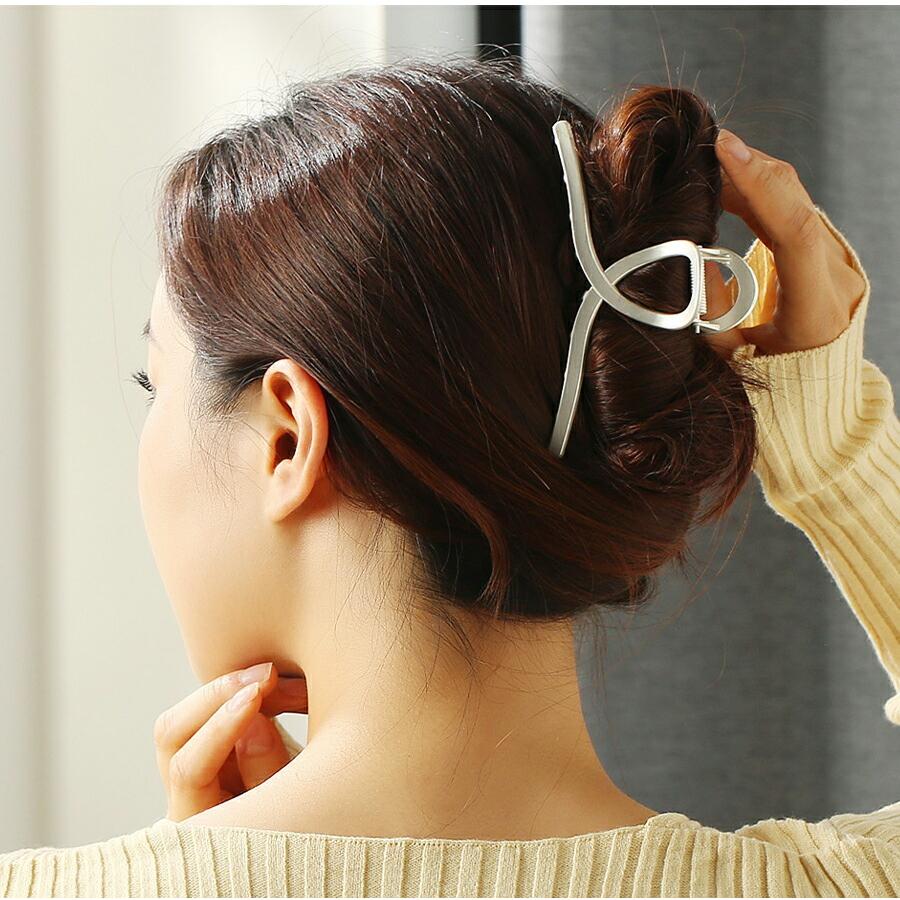 ヘアアクセサリー ヘアクリップ バンスクリップ アップスタイル 大 大きい ビッグ スチール 無光沢 マット ツイスト ロングヘア 長い髪 パーティー 秋 冬 97 Dholic 通販 Yahoo ショッピング