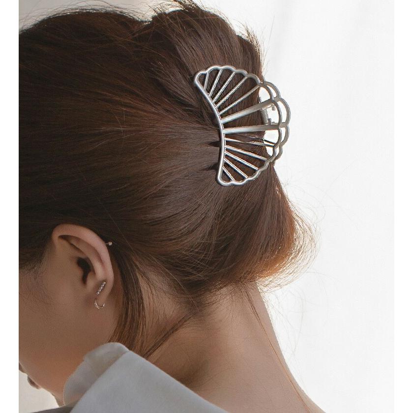 ヘアアクセサリー ヘアアレンジ アップスタイル ハーフアップ 金属フレーム スクエア ハーフムーン 貝型 大きい ビッグ パーティー 上品 大人 カジュアル 秋 春 Dholic 通販 Paypayモール