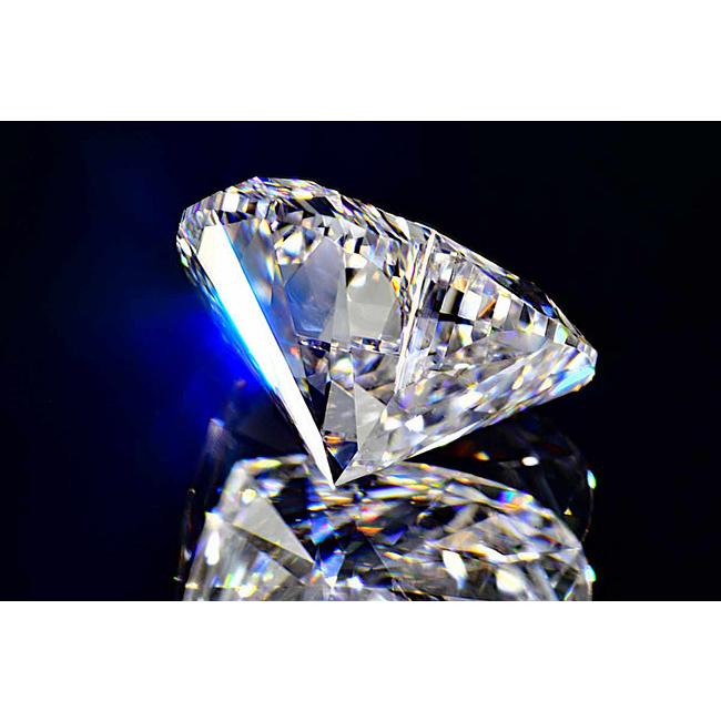 0.5カラット ハートシェイプダイヤモンド Dカラー インターナリー