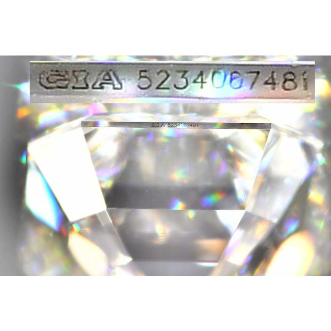 天然 ダイヤモンド 0.50×0.07 GIA エメラルドカットE-SI2￼ エメラルドカット ダイヤ 0.6カラット Eカラー VVS1 透明感があり場面