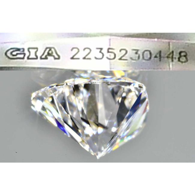 タイプ2A ハートシェイプカット ダイヤモンド 0.4カラット Dカラー